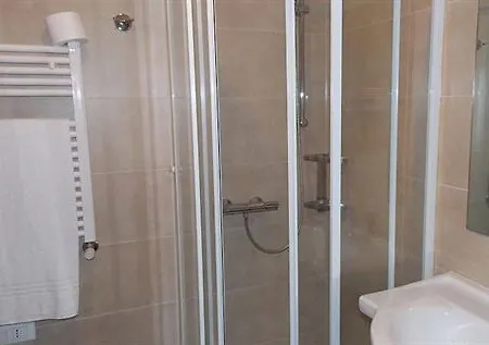 Hotell David Sesto Calende