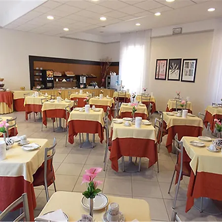 David Hotell Sesto Calende