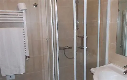 Hotell David Sesto Calende